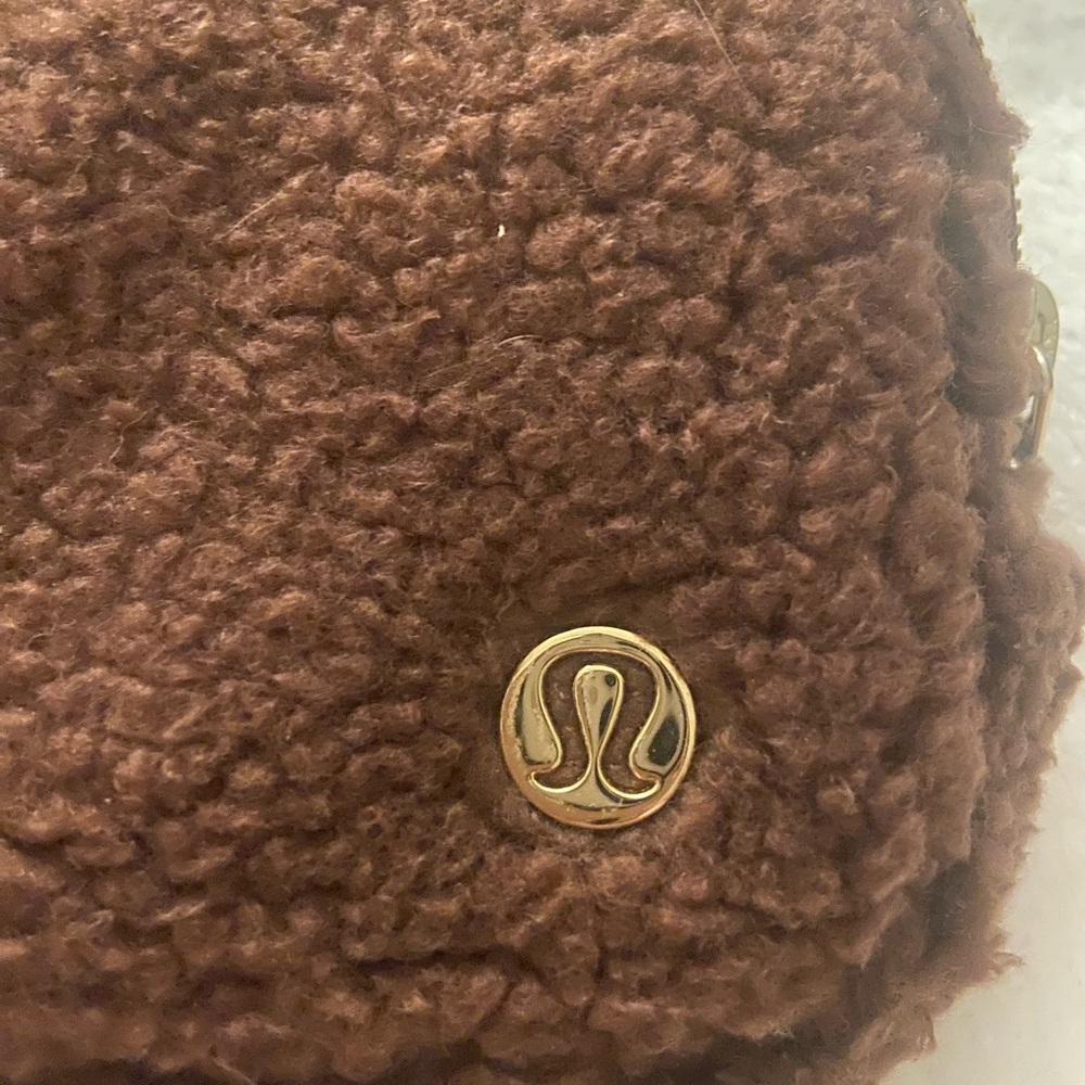 New Lululemon Fleece Belt Bag